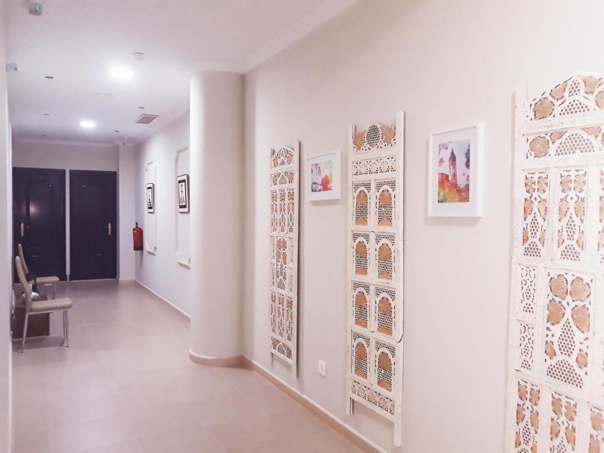 Hostal Montemayor Moguer Exterior photo
